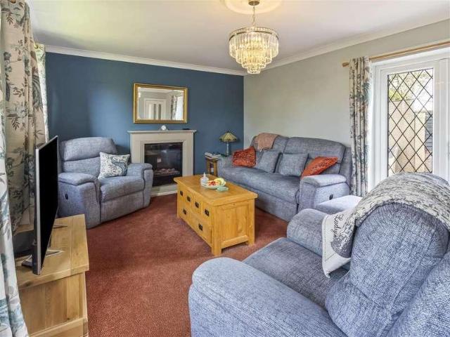 House for sale in West Worthing, Worthing
