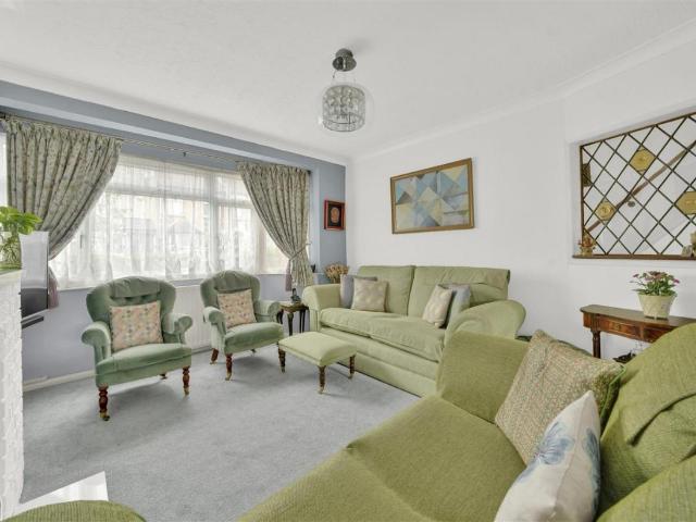 House for sale in Marks Gate, Greater London