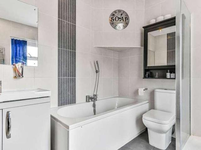 House for sale in Penn Hill, Poole