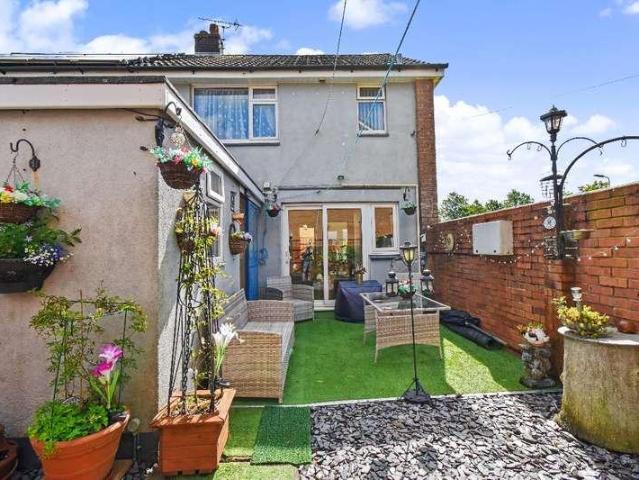 House for sale in Weir Quay, Devon