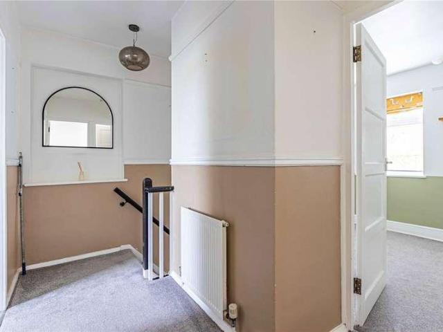 House for sale in Borehamwood, Hertsmere