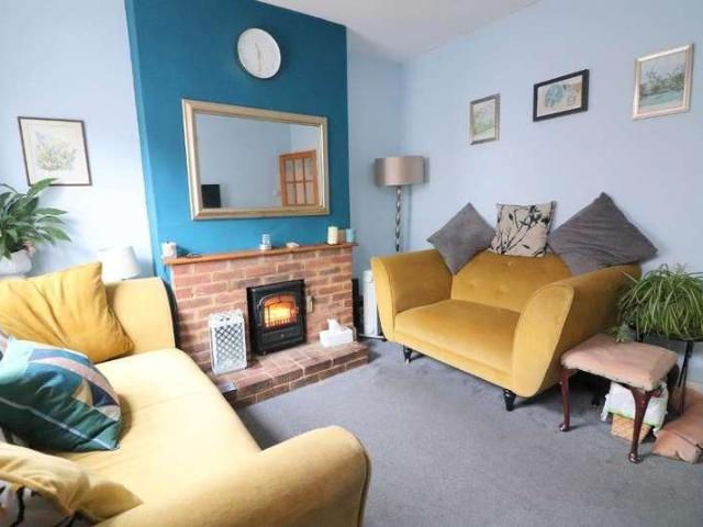 House for sale in Spring Park, Luton