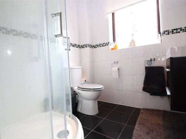 House for sale in Highfield, Pouchen End