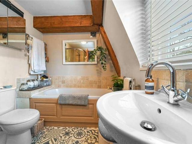 House for sale in Chelmondiston, Suffolk
