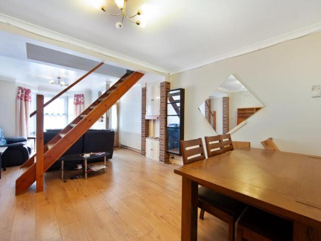 House for sale in London Borough of Lewisham, Greater London