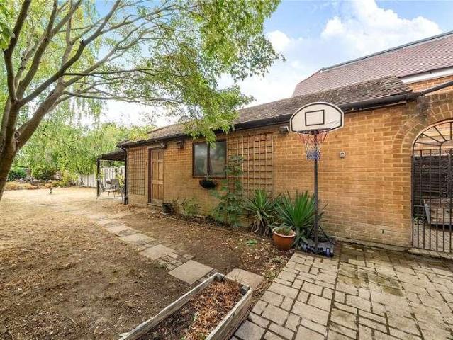 House for sale in Beeches Community Board, Burnham