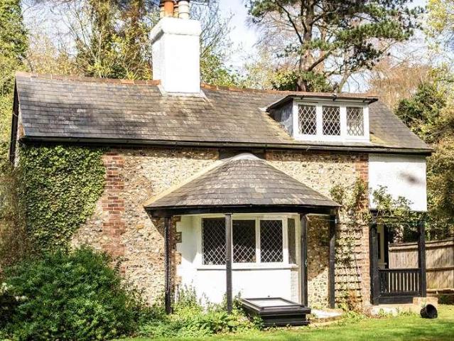 House for sale in Greater London