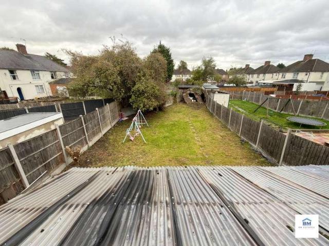 House for sale in New Humberstone, Leicester