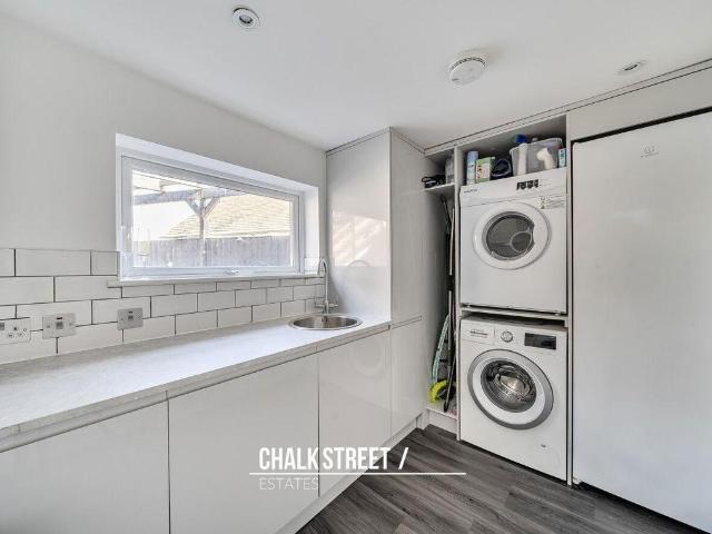 House for sale in Hornchurch, Greater London