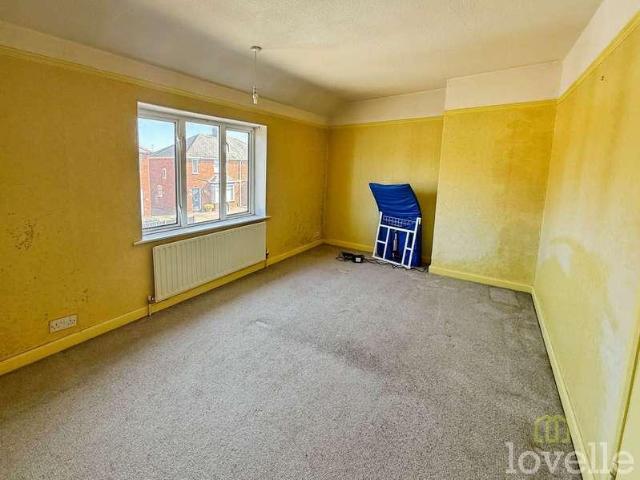House for sale in Boultham Moor, Brayford