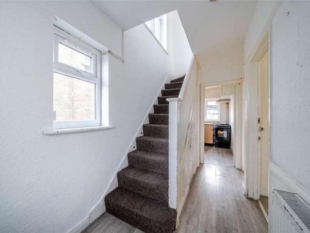 House for sale in Uxbridge, Gould's Green