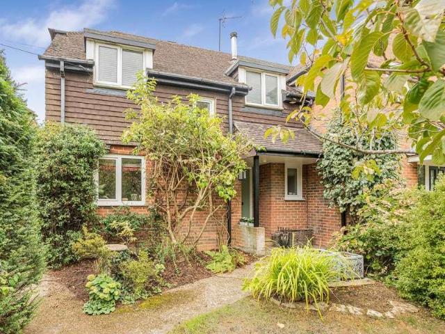 House for sale in Hascombe, Waverley