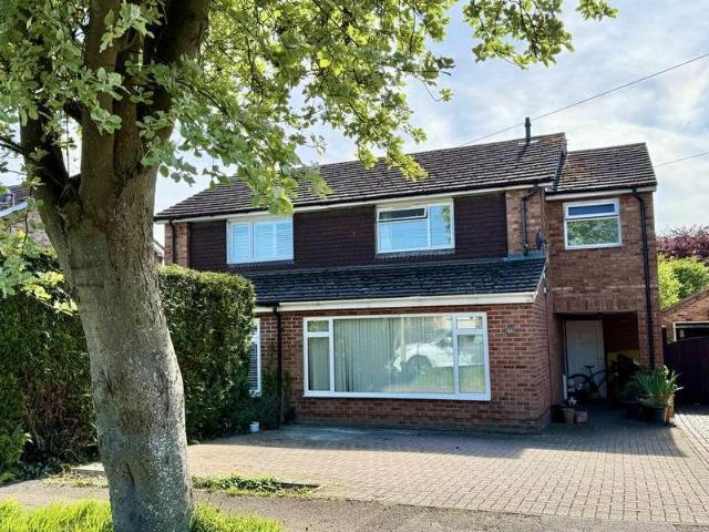 House for sale in Berrick Salome, Oxfordshire
