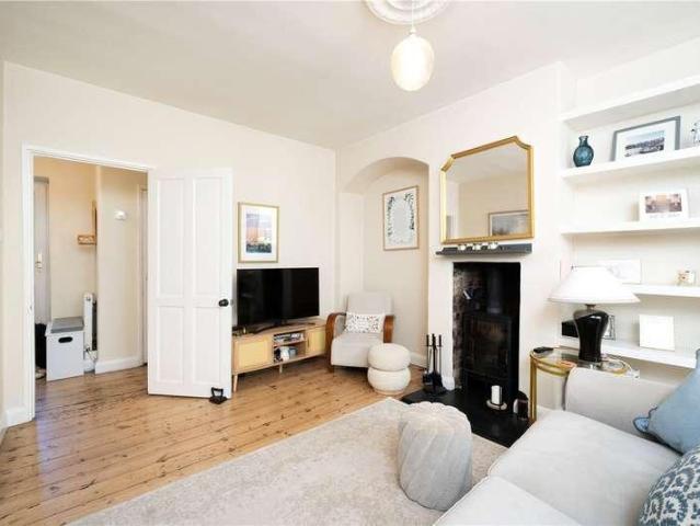 House for sale in Roehampton, Greater London