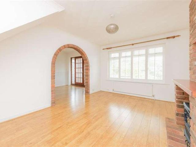 House for sale in Chatham
