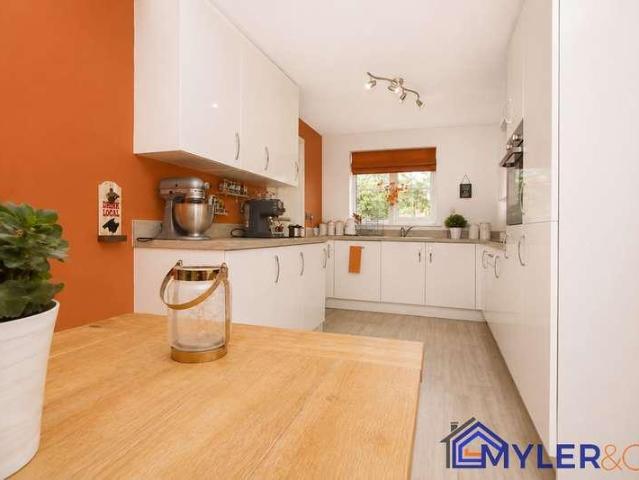 House for sale in Lunts Heath, Widnes
