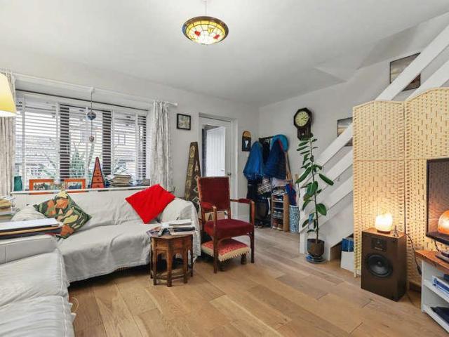 House for sale in Black Bourton, Oxfordshire
