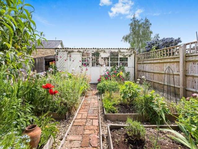 House for sale in Black Bourton, Oxfordshire