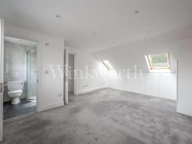 House for sale in Brent Cross, Greater London