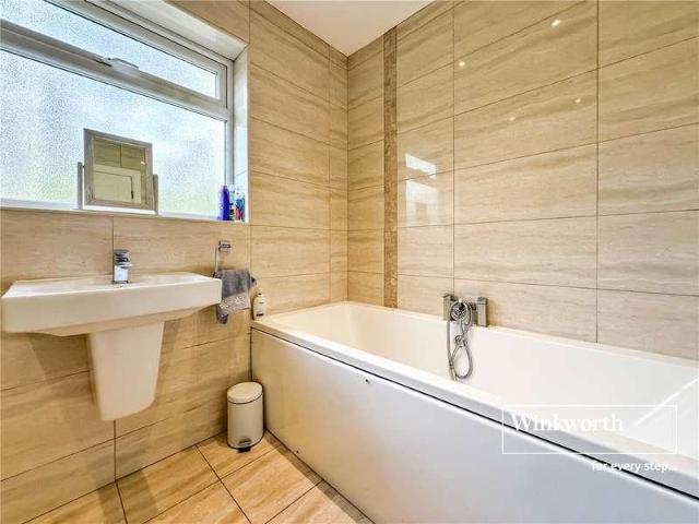 House for sale in Tricketts Cross, Ferndown