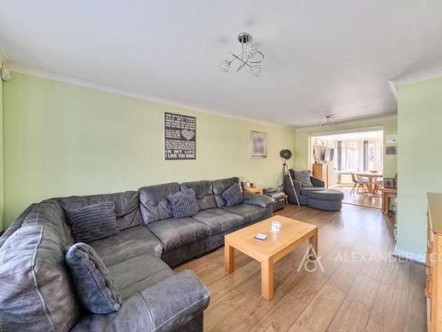 House for sale in Dunstable, Bedfordshire