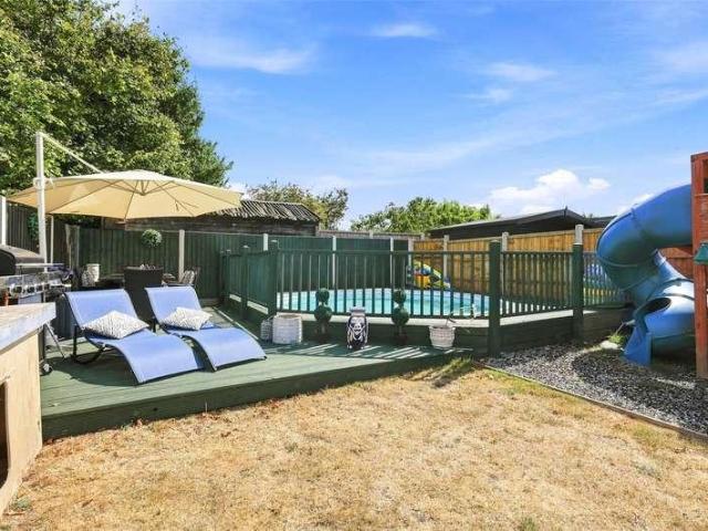 House for sale in Alton Barnes, Essex