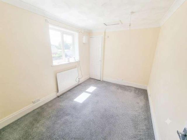 House for sale in Middlecroft, Hampshire