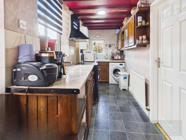 House for sale in Humberstone, Old Wharf