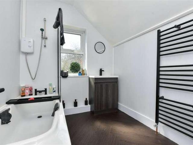 House for sale in Whitehall, Acol