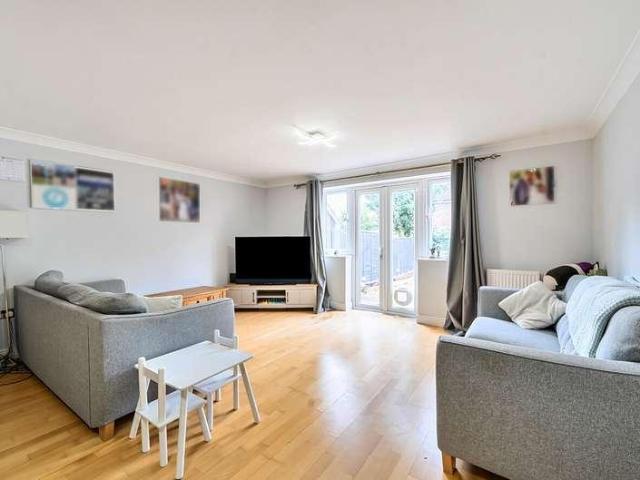 House for sale in Walton, Aylesbury