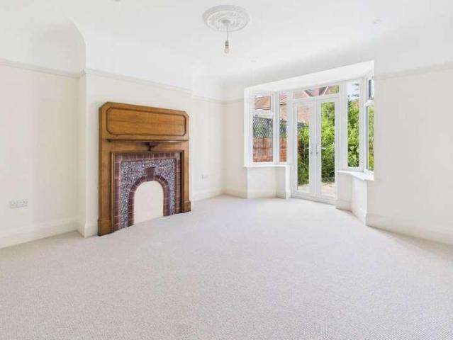 House for sale in West Worthing, Worthing