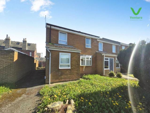 House for sale in Crook