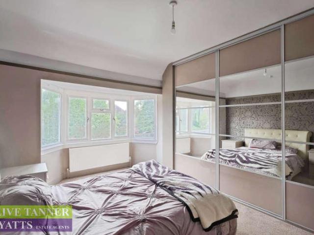 House for sale in Hall Green, West Midlands