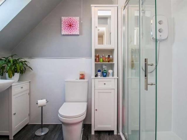 House for sale in Crigglestone, West Yorkshire