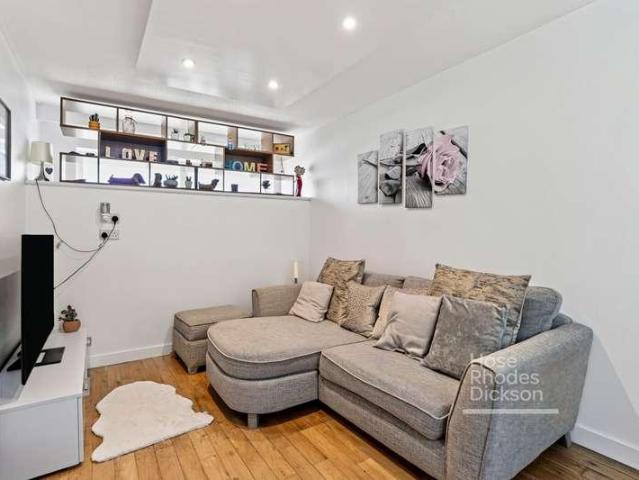 House for sale in Oakfield, Ryde