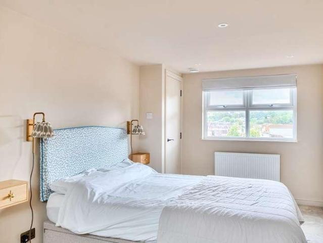 House for sale in Oldfield Park, Bath