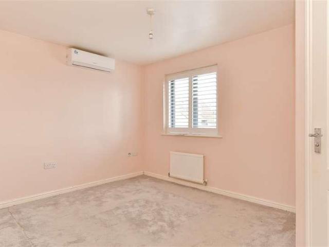 House for sale in Castle Hill, Monks Orchard