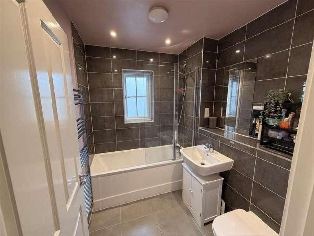 House for sale in Bridgefield, Kent