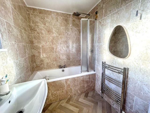 House for sale in New York, North Tyneside