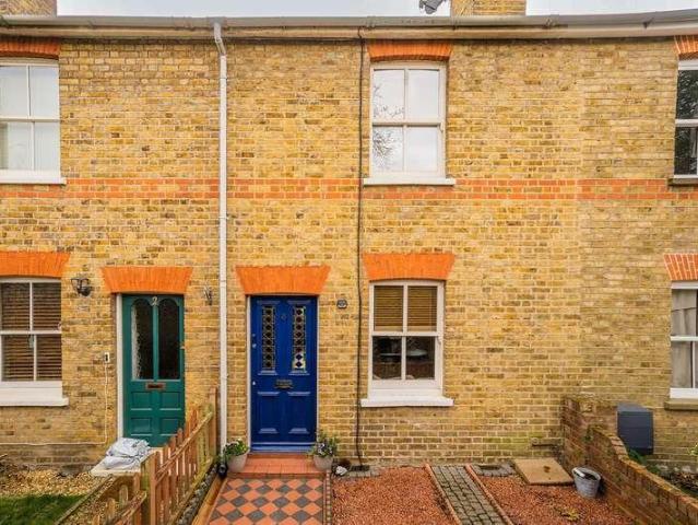 House for sale in Iver