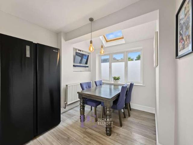 House for sale in Wykin, Barton