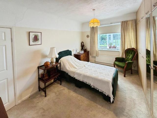 House for sale in Rossmore, Cheshire