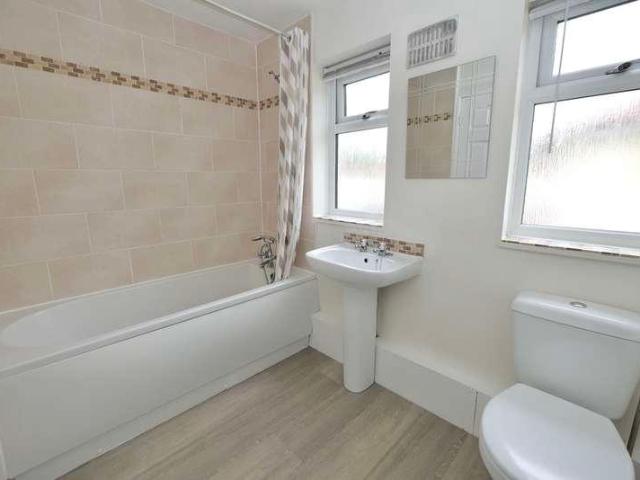 House for sale in Scawsby, South Yorkshire