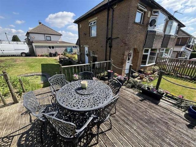 House for sale in Queensbury, West Yorkshire