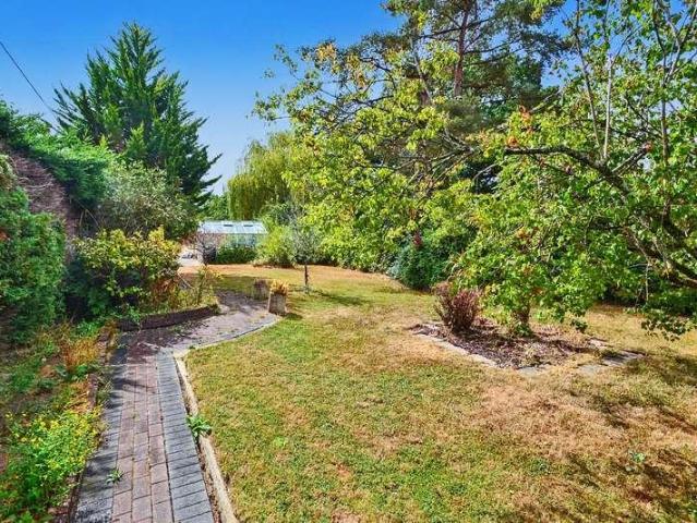 House for sale in Fisher's Pond, Colden