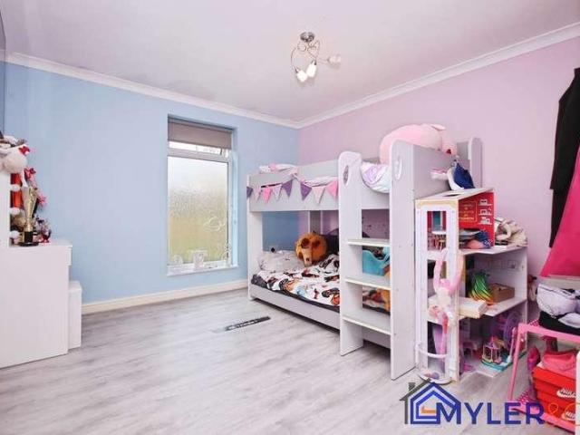 House for sale in Runcorn, Cheshire