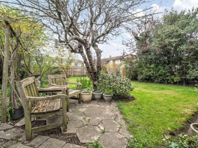 House for sale in Lower Halliford, Surrey