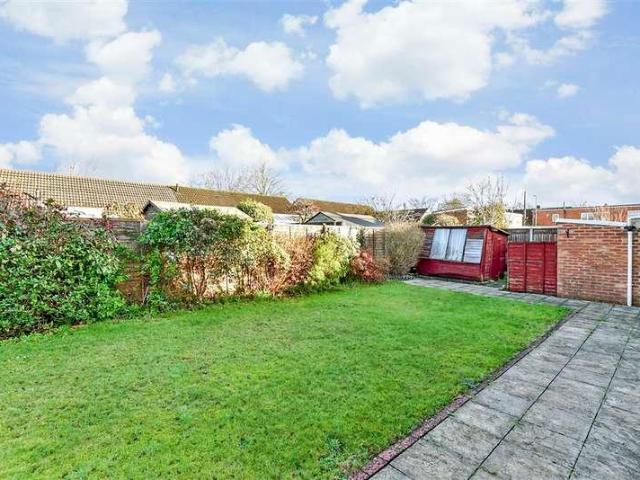 House for sale in Hampshire Farm, Spring Vale