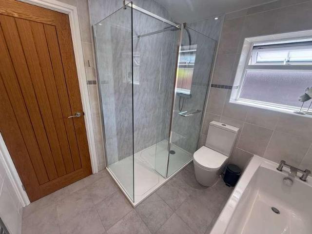 House for sale in Amblecote, West Midlands