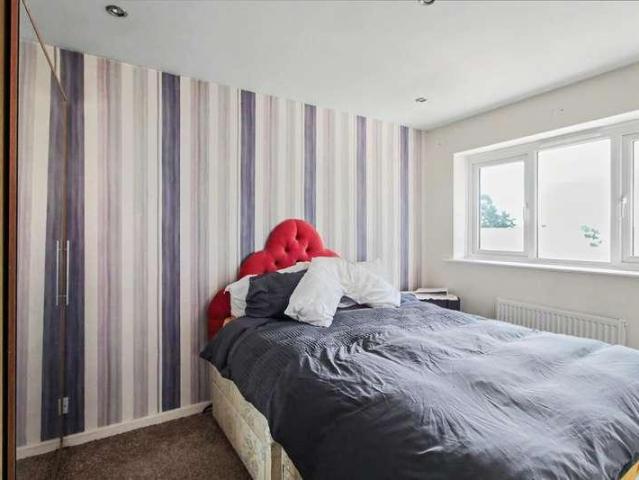House for sale in Gedling, East Midlands